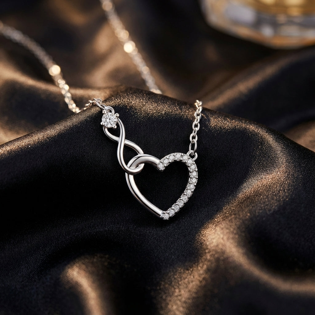 Infinity Herz-Halskette aus 925 Sterlingsilber - Amorlune
