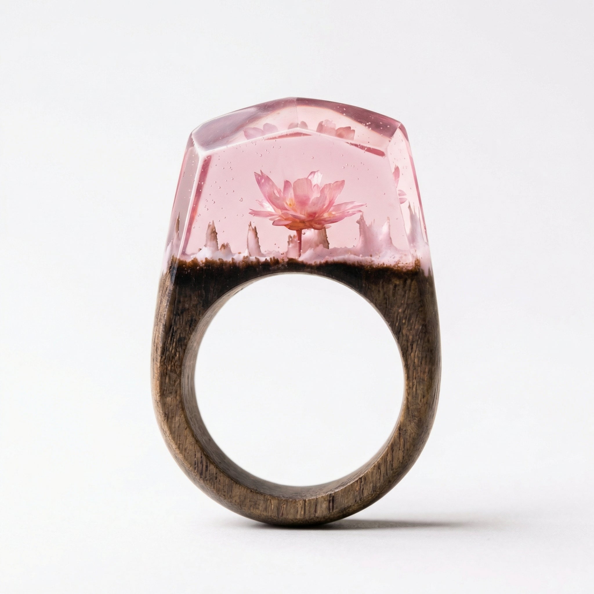 Timeless Ring – Handgefertigter Holzring mit Resin & floraler Eleganz | 96 Varianten | Unisex - Amorlune