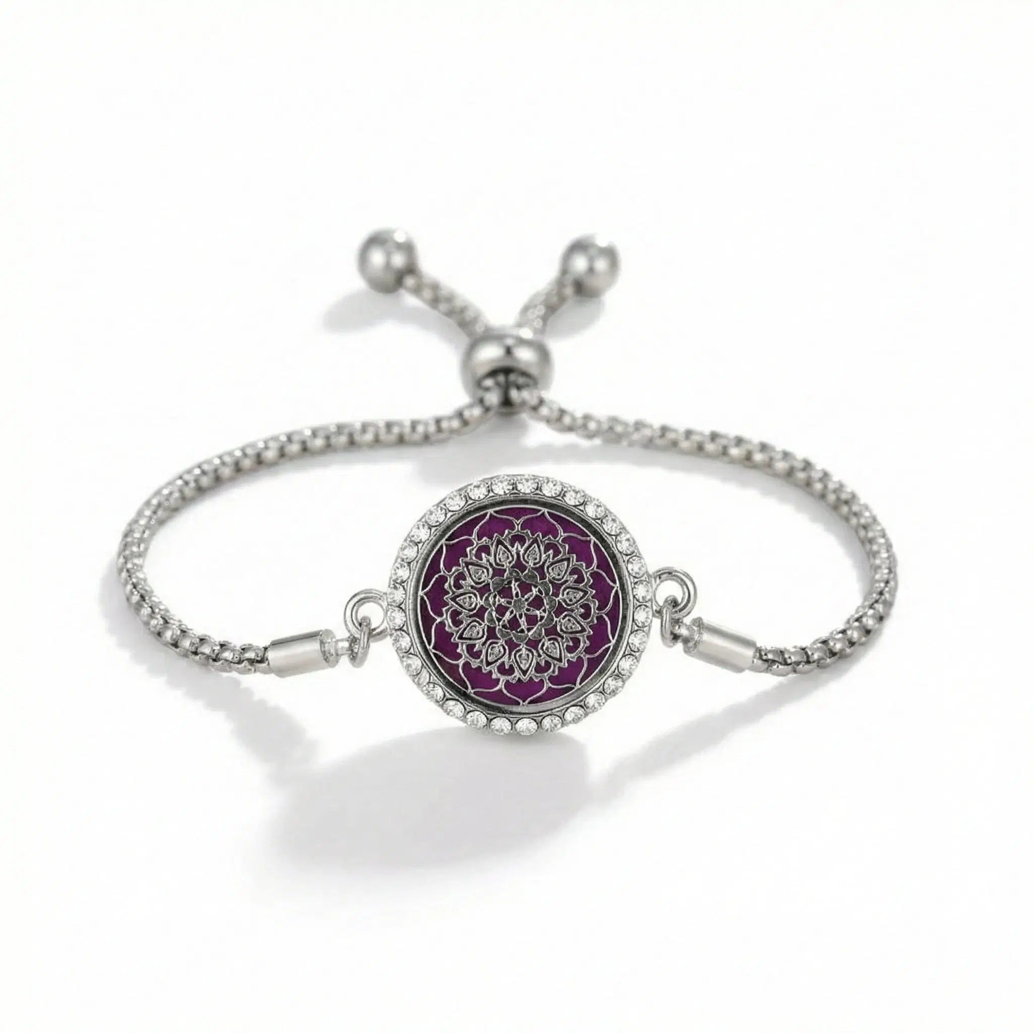 Verstellbares Amorlune Diffusor-Armband mit funkelnden Strasssteinen in Silberfarbe.